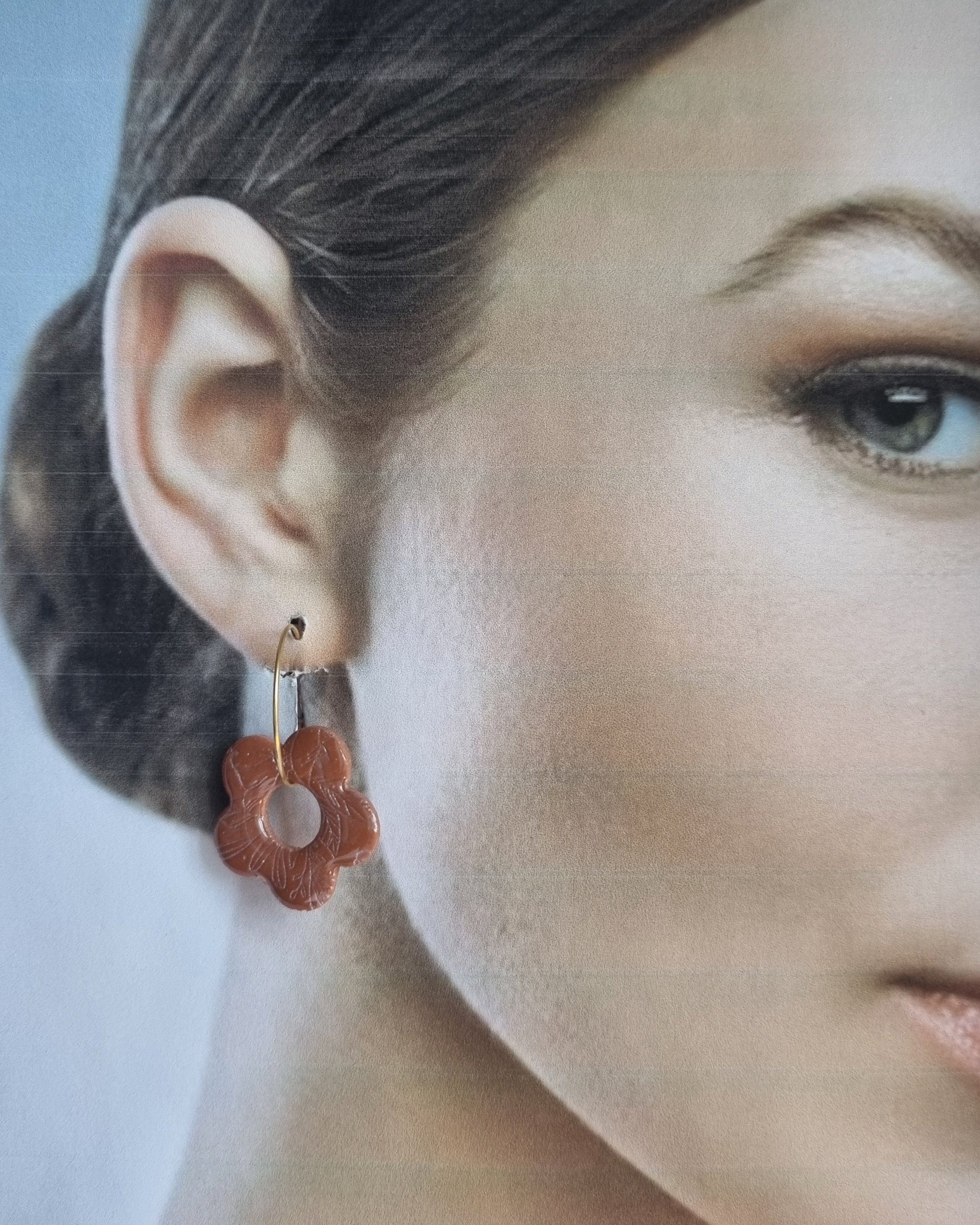 Créoles dorées fines