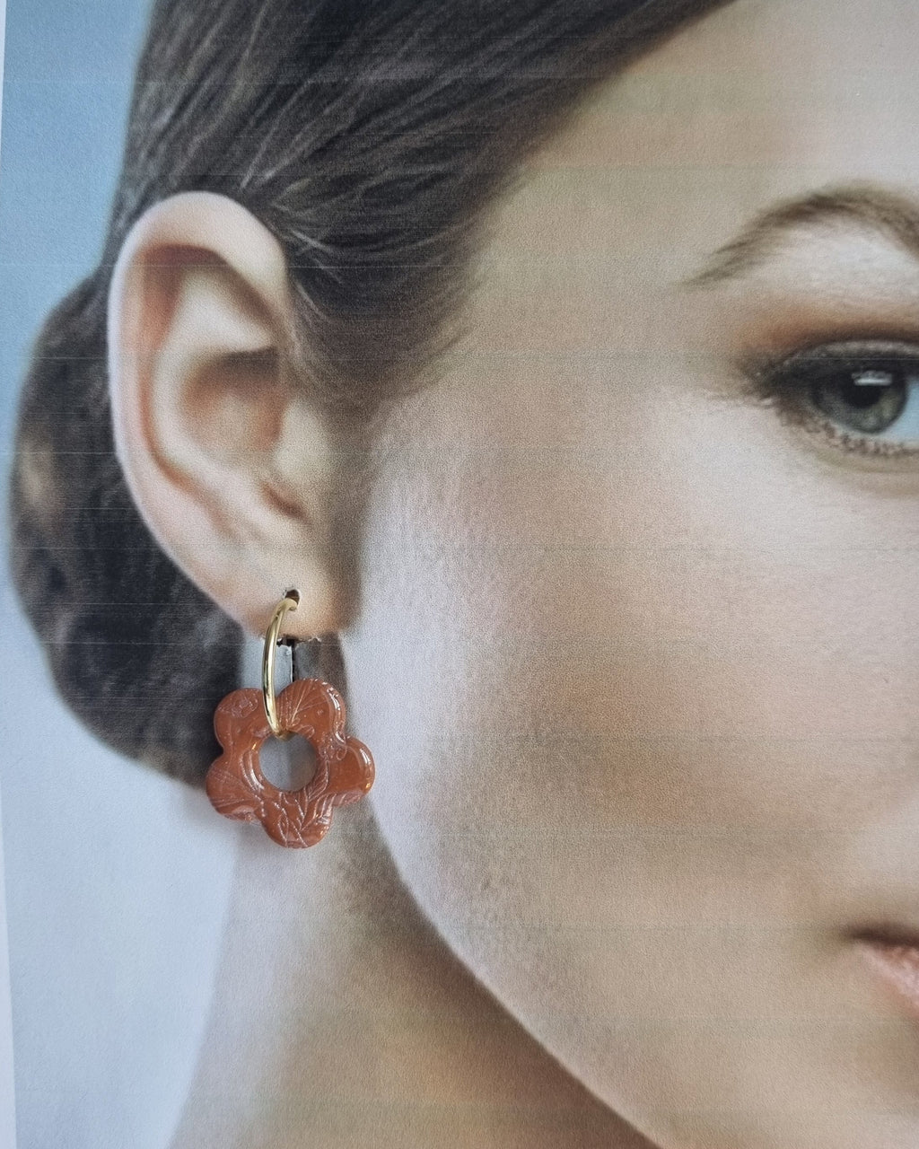 Créoles dorées clip grandes (oreilles non percées)