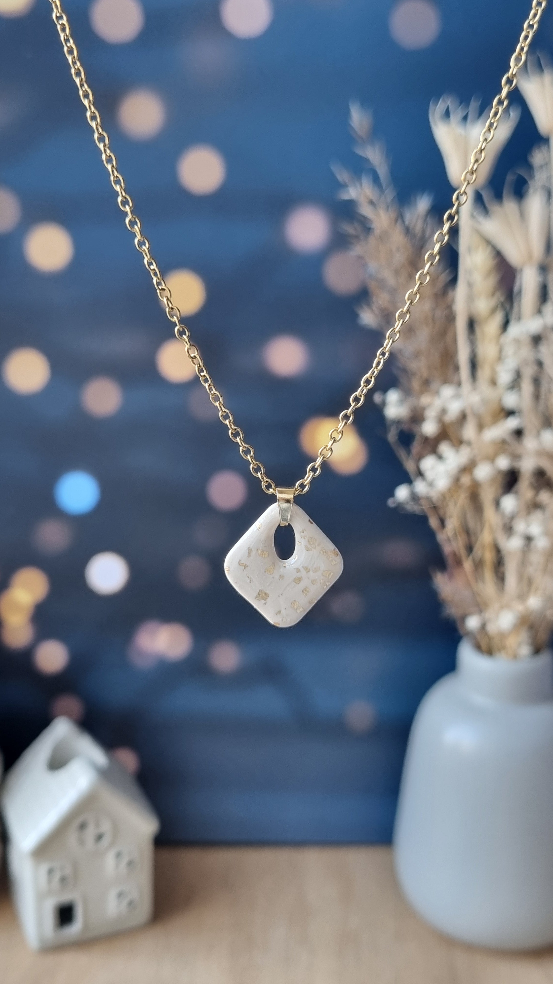 Collier Calais beige et or