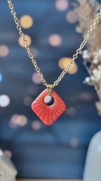 Collier Calais rouge
