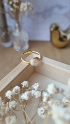 Bague Bérénice petite dorée blanche